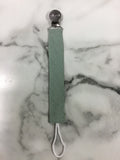 Ali+Oli- Linen Pacifier Clip