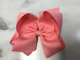 Wee Ones King Grosgrain Bow with Scalloped Edges